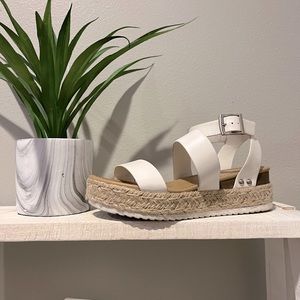 white strap on sandals!